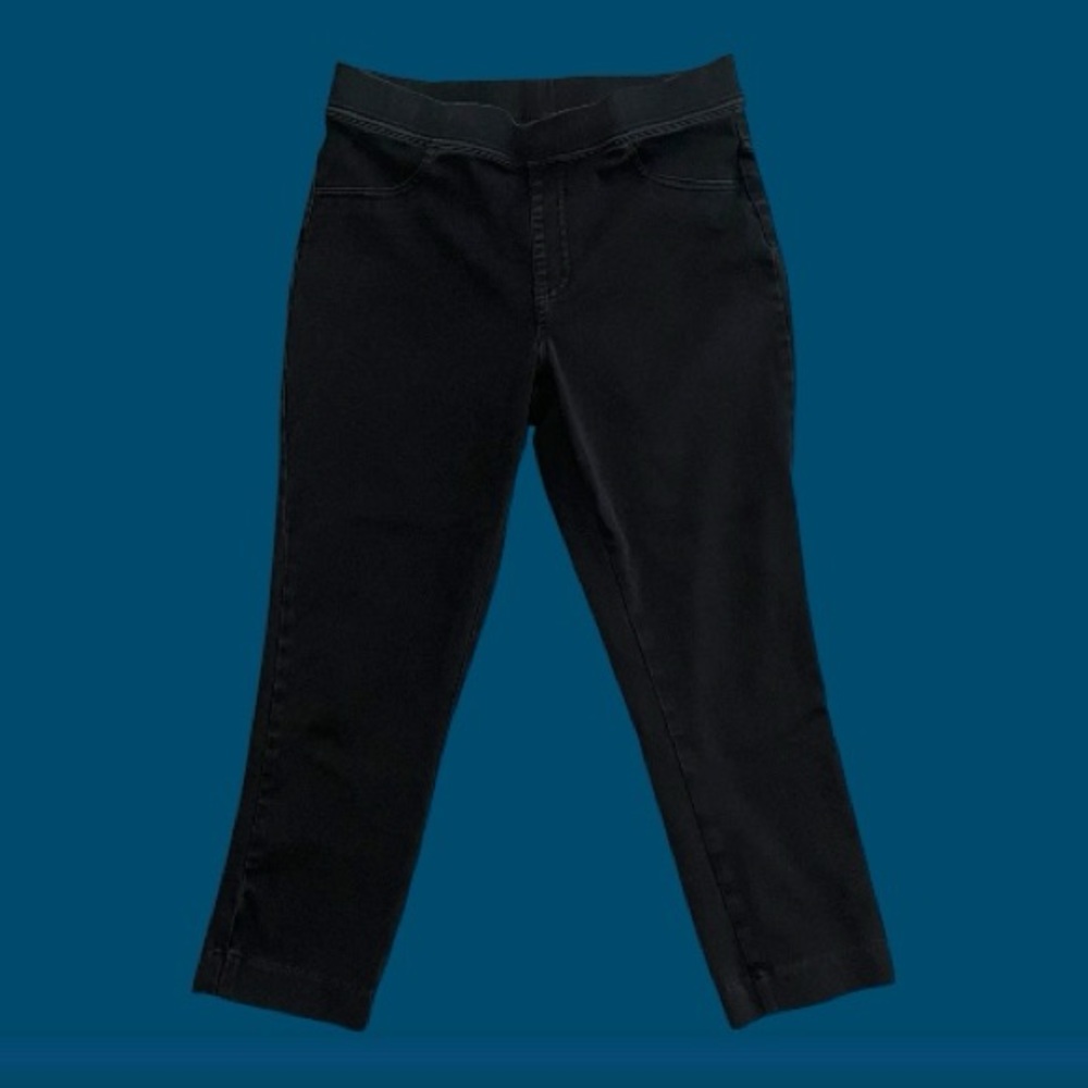 Time&Tru black capri jeggings size women’s L (12-14)